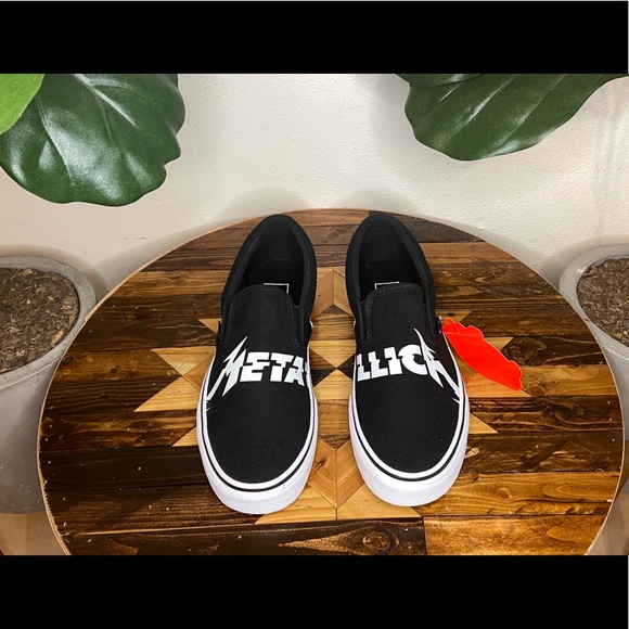 vans slip on metallica